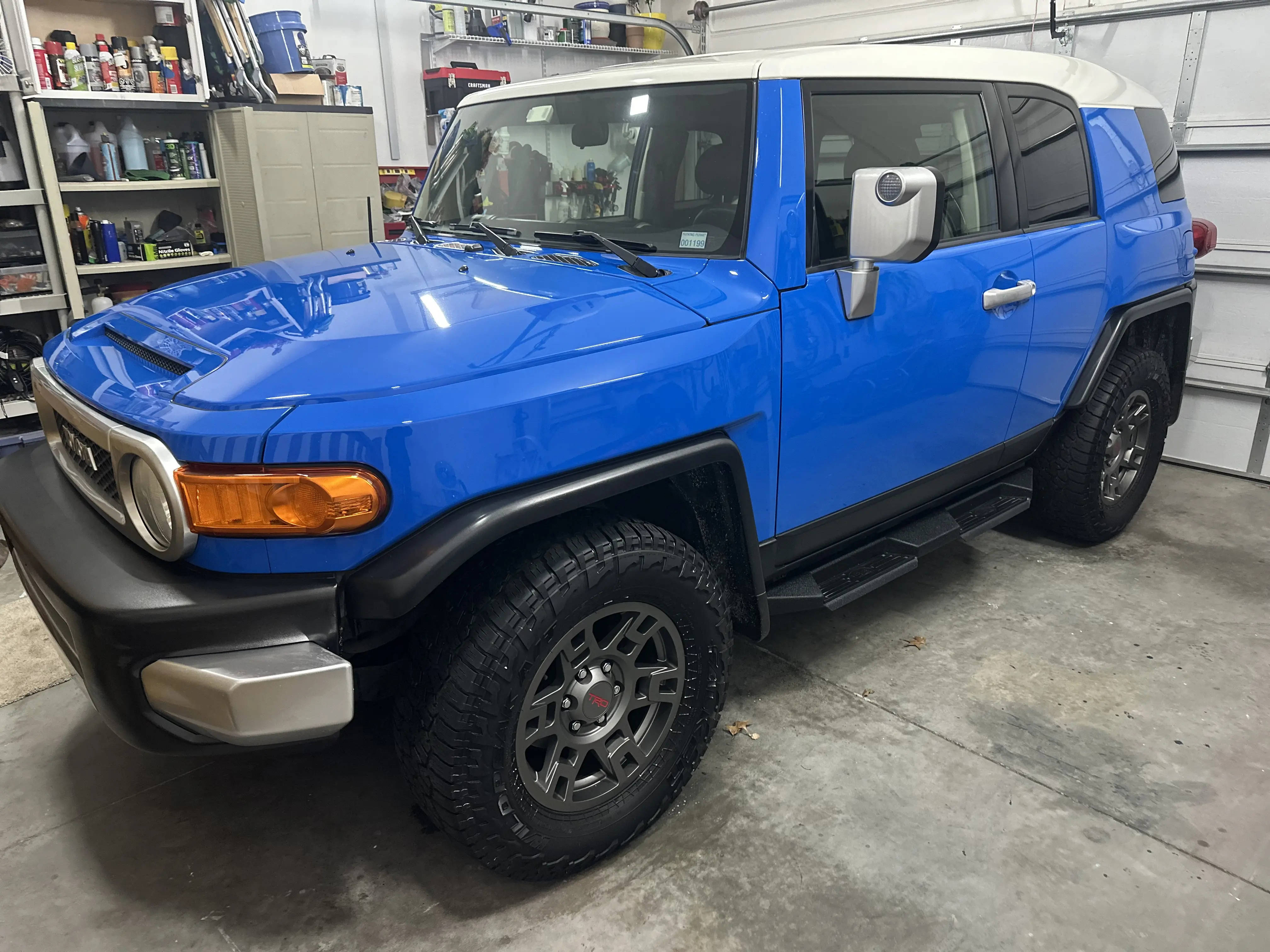 2007 Toyota FJ Polish and Ceramic Coat, photo 3 of 4